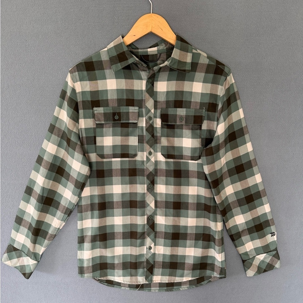All in Motion Men's Long Sleeve Flannel Shirt in dark green